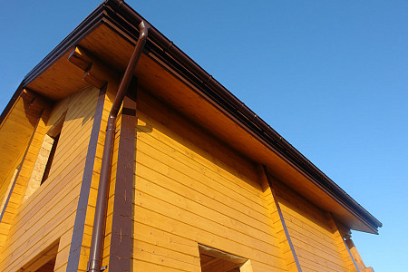 Одноэтажный дом из бруса шале 8х11 с котельной Чипрана