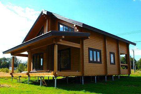 Полутораэтажный дом шале из бруса 11х12 с террасой Собина