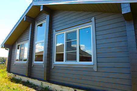 Дом шале из бруса полутораэтажный 10х10 с котельной Владияр