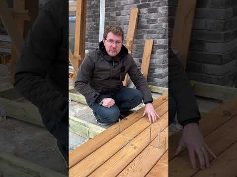 Как правильно обработать и покрасить террасу из натурального дерева: советы и рекомендации Как правильно обработать и покрасить террасу из натурального дерева: советы и рекомендации