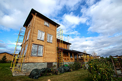 Фото 15. Шлифовка и покраска трёхэтажного дома