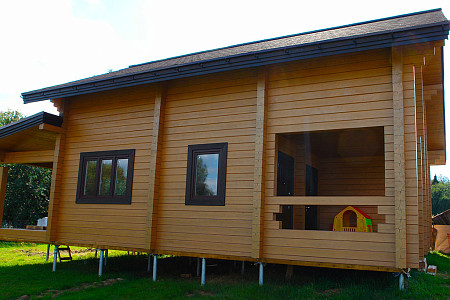 Дом шале из бруса в 1,5 этажа 6х6 с котельной Топак