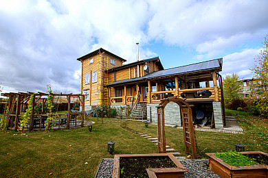 Фото 7. Покраска деревянного дома