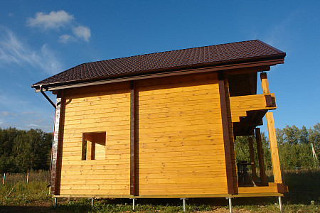 Дом шале из бруса в 1,5 этажа 10х12 с котельной Заслава