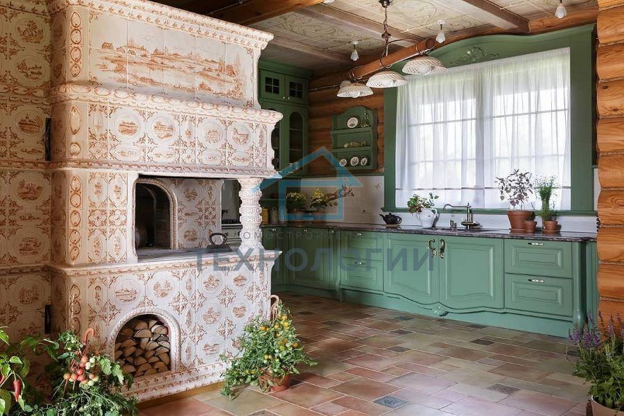 Фото 7. Кухня в деревенском стиле с печкой