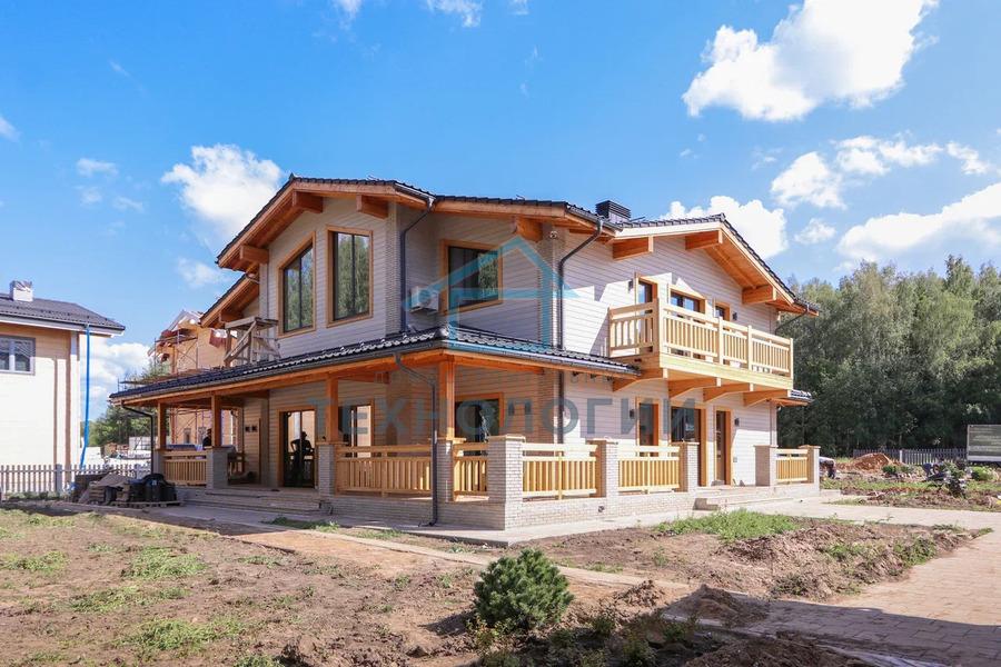 Дом из газобетона с облицовкой фасада 